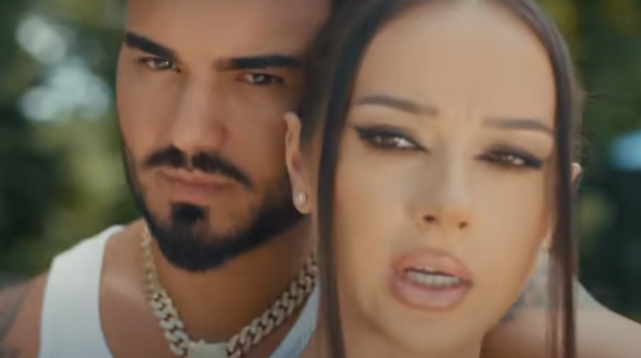 Vlăduța Lupău, în braţele lui Jador