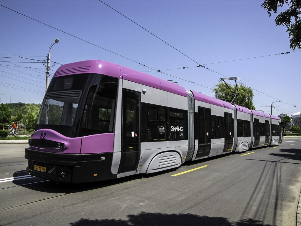 Taxi-urile, INTERZIS pe culoarul dedicat tramvaielor pe Splaiul Independenței/ Cum se schimbă traficul în zona Parcului Central