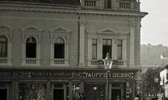 Piața Unirii, în prima jumătate a anilor 1900