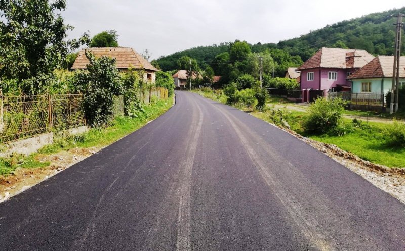 Cel mai sudic drum județean din Cluj, asfaltat în integralitate