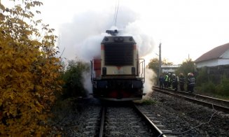Locomotiva unui tren Cluj-Napoca - Teiuş s-a defectat la Războieni, garnitura staţionând 100 de minute