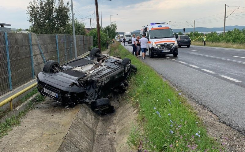 Accident grav lângă Dej. Două persoane au ajuns la spital