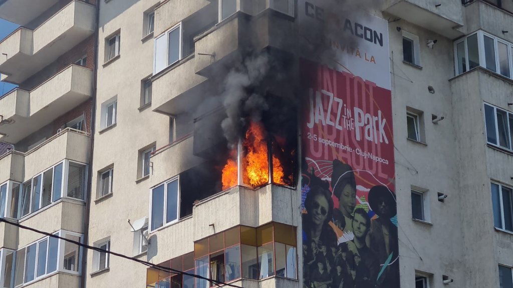 ATENŢIE la balcoanele închise cu geamuri termopan! Efectul de lupă vă poate da foc la casă