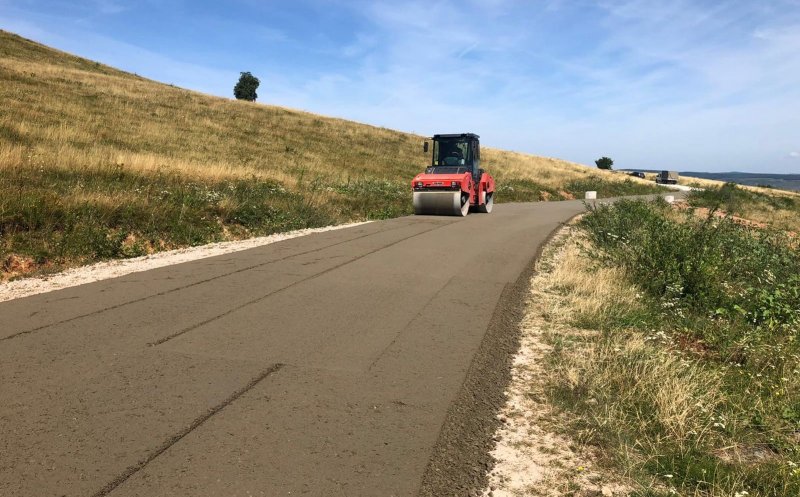 Drum turistic din Cluj, pregătit de asfaltare