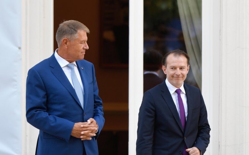Iohannis și premierul Cîțu au salarii și de 7 ori mai mici decât subordonații lor. Cine câștigă mult mai mult în România