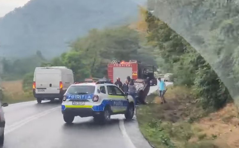 ACCIDENT: Mașină răsturnată pe Cluj - Oradea