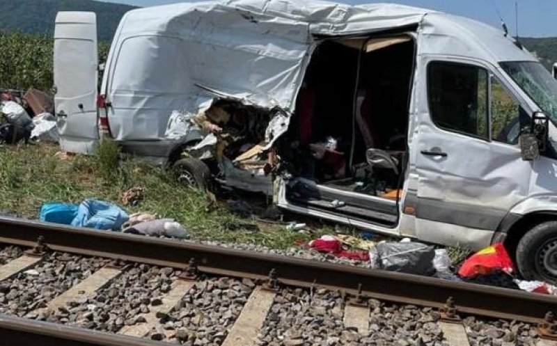 Fetița rănită în accidentul de tren de la Urișor a murit