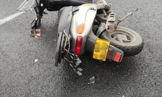 ACCIDENT la Cluj: Scuterist de 80 de ani, lovit de o autoutilitară lângă Metro