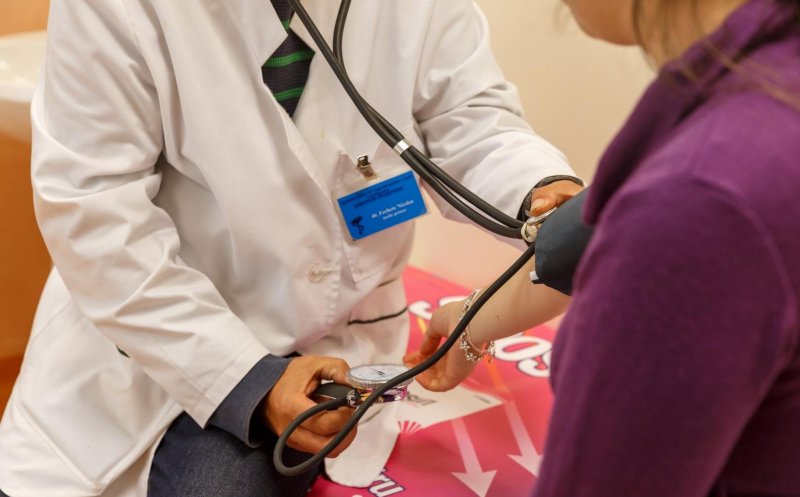 Joburi în străinătate pentru români: medici cu salarii de 15.000 euro pe lună, interes şi pentru instalatori, şoferi de camion şi sudori