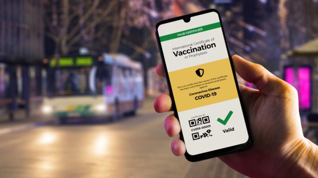 Certificatul verde, obligatoriu în transporturi și școli din 1 septembrie într-o ţară din Europa