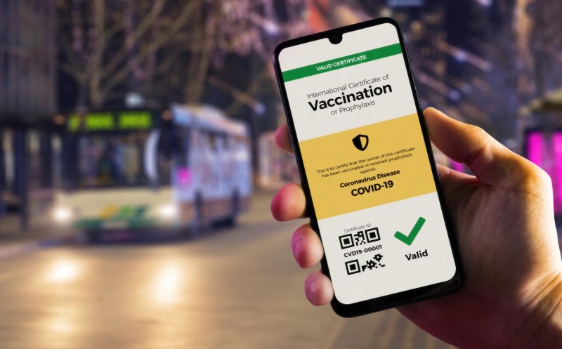 Certificatul verde, obligatoriu în transporturi și școli din 1 septembrie într-o ţară din Europa