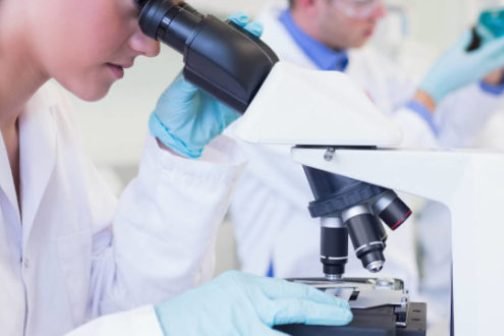 Noi studii clinice pentru două medicamente antivirale orale pentru COVID