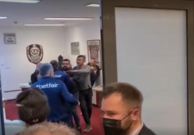 CFR Cluj a anunțat sancțiunile după bătaia de la meciul cu Steaua Roșie: “Avem toată încrederea că astfel de incidente nu se vor mai repeta”