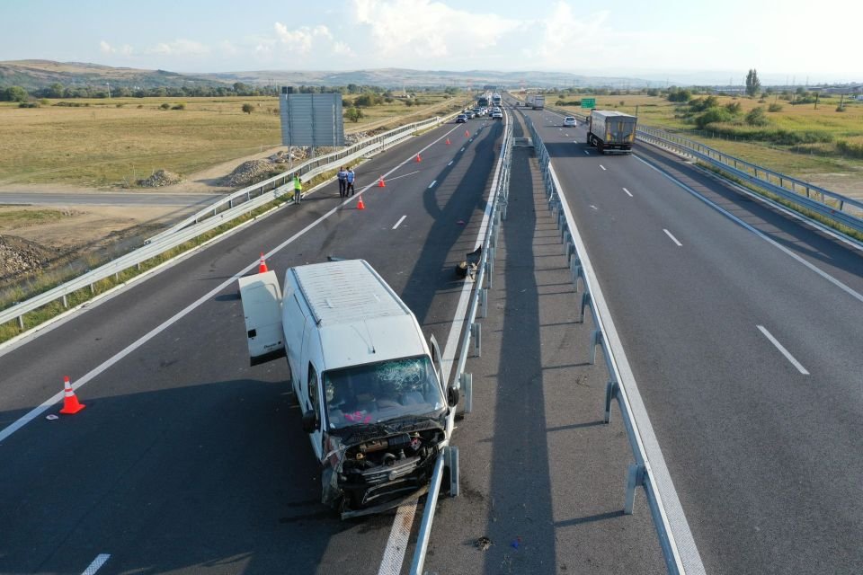 ACCIDENT GRAV pe Autostrada A10: O victimă în stop cardio-respirator, alta cu traumatism cranio-cerebral