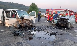 Doi MORŢI de 40 şi 20 de ani  într-un grav accident de circulaţie, în această dimineaţă la Cluj