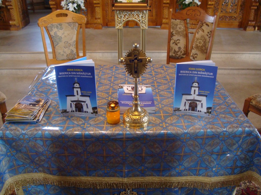 Cartea “Biserica din Mănăştur - bastion de spiritualitate românească” lansată duminică, la Cluj-Napoca