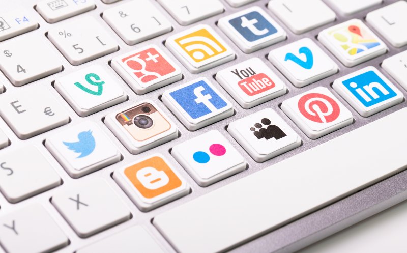 Cea mai descărcată aplicaţie în 2020 a depăşit Facebook. Cine ocupă primele cinci locuri