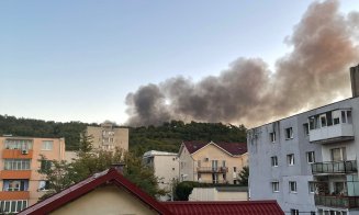 INCENDIU puternic în Cluj-Napoca semnalat prin RoAlert: "Rămâneţi în incinte, nu vă expuneţi la fum!"
