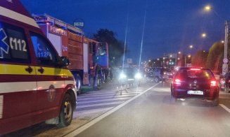 ACCIDENT în Cluj: A schimbat banda de circulaţie fără să se asigure şi a distrus 3 maşini