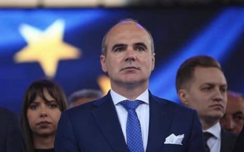 Rareș Bogdan a câștigat lupta cu Adrian Veștea pentru postul de prim vice-președinte PNL
