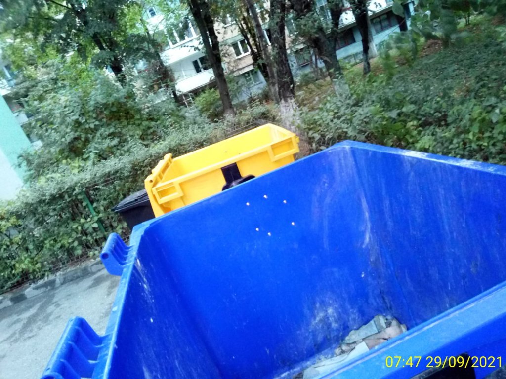 De ce nu se colectează selectiv la Cluj. Gunoier: "Nu-s mașini cu ce trăbă"