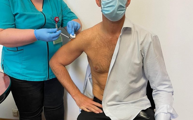 Deputat de Cluj, vaccinat cu doza 3: "Mă adresez acum în special celor care încă nu s-au vaccinat nici măcar cu prima doză"