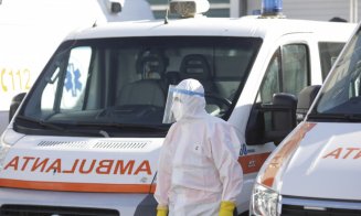 Clujenii sună la 112 şi aşteaptă cu zilele ambulanţa. Sistemul de sănătate, depăşit de solicitările COVID