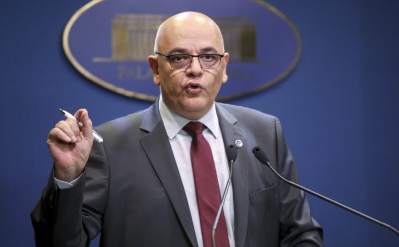 Raed Arafat: „Nu dorim să ajungem la sancţiuni în HoReCa" / „Am auzit nişte chestiuni hilare, că merg unii cu codul QR şi nu îl citeşte nimeni”