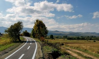 O fostă cale ferată din Cluj, transformată în pistă de biciclete. Peisajele sunt superbe