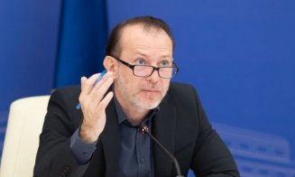 Premierul Cîțu: „Miniștrii USR recunosc că sunt incompetenți dacă votează moțiunea PSD. Guvernarea cu USR va fi imposibilă”