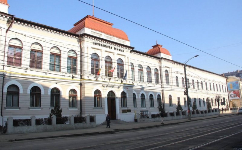 O universitate din Cluj suspendă cursurile fizice, la doar 8 zile de la deschidere