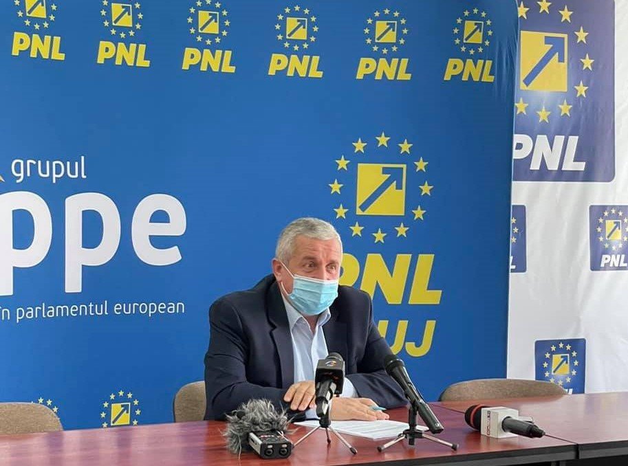 Șeful PNL Cluj: „Cei de la USR, PSD și AUR au dat foc la casă și se uită de ce arde casa”