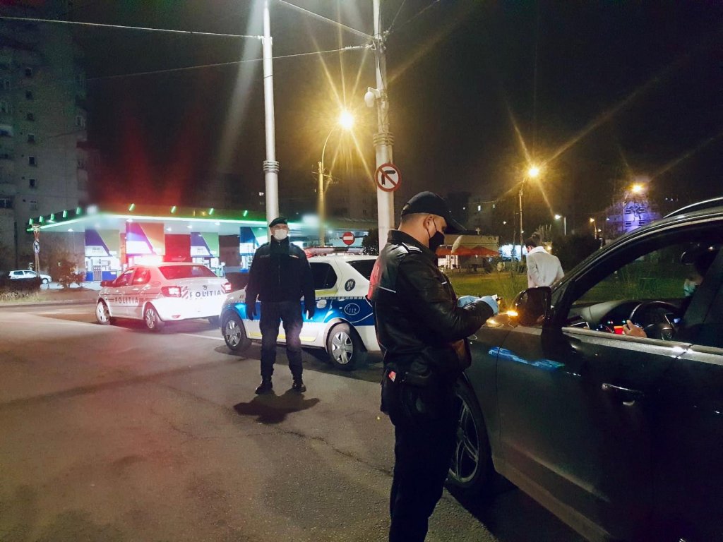 Amenzi COVID de peste 500.000 de lei duminică/ Sute de persoane verificate în Cluj-Napoca