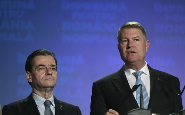 Orban, atac dur la adresa lui Iohannis: „Decizia preşedintelui de nominalizare a lui Cioloş pentru postul de premier este o cacealma care are ca efect prelungirea şi adâncirea crizei politice”