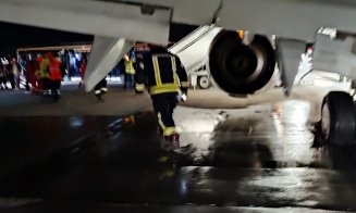 Incendiu la trenul de aterizare al unui avion pe aeroportul din Cluj. Pasagerii au fost evacuaţi de urgență
