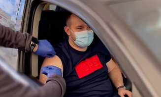 Prefectul Clujului s-a vaccinat cu a treia doză de ser anti-Covid: „Este cea mai sigură cale pentru a încetini această pandemie”