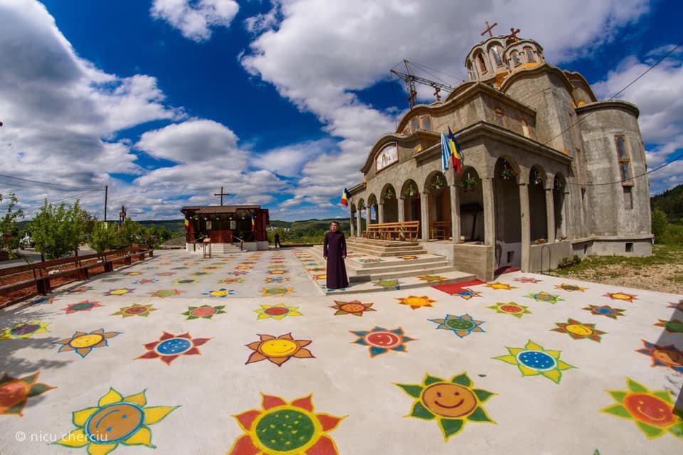 NOI REGULI pentru slujbele și pelerinajele religioase