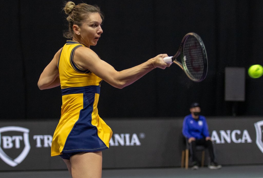Halep, la un pas de abandon în meciul cu Varvara Gracheva