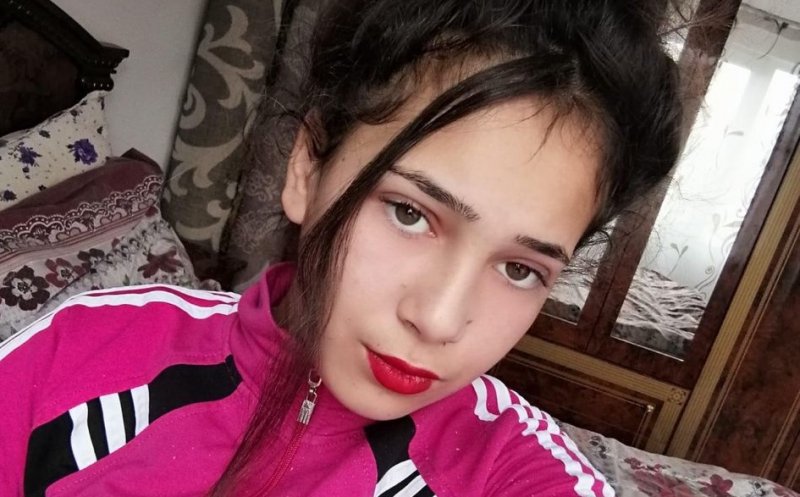 A dispărut de acasă o MINORĂ de 13 ani. Apelaţi 112 dacă aţi văzut-o!