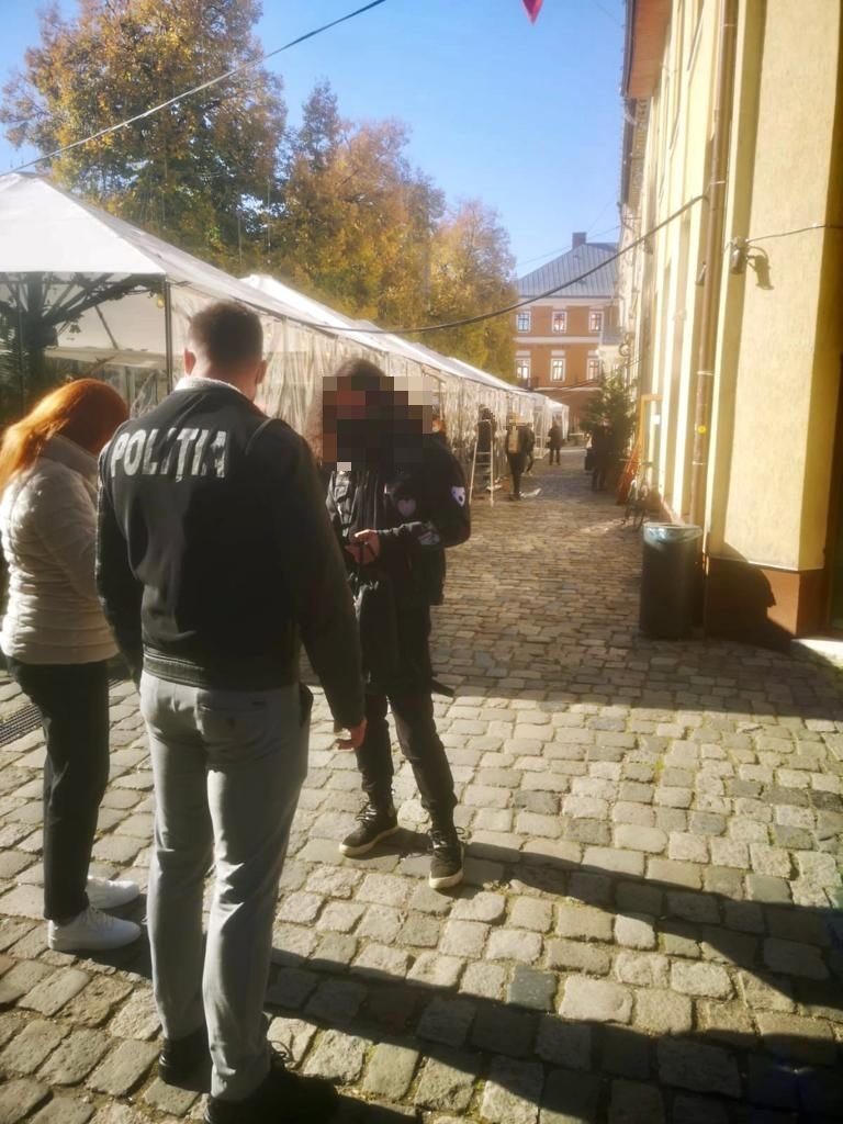 Razie anti-COVID în magazinele și restaurantele din Cluj-Napoca. Câte amenzi s-au dat