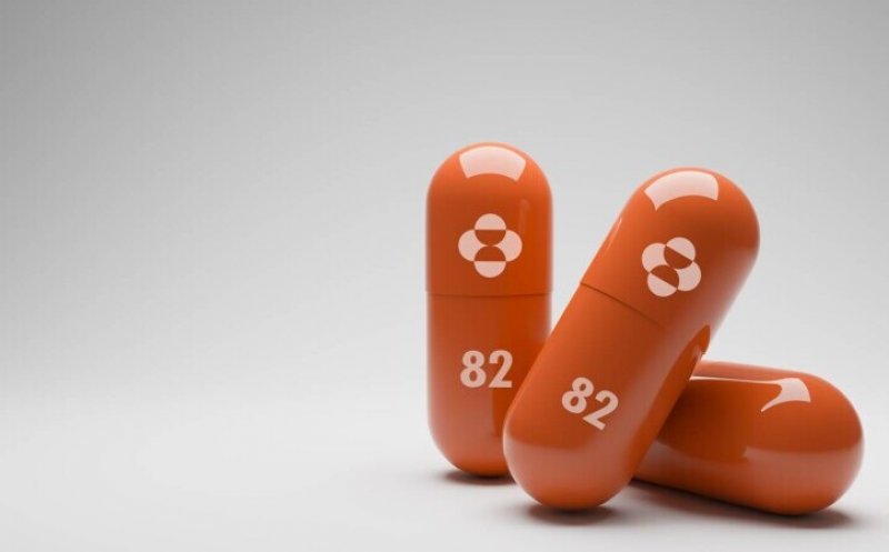 Molnupiravir, tratamentul oral antiviral pentru COVID-19, primeşte prima autorizaţie de punere pe piaţă din lume