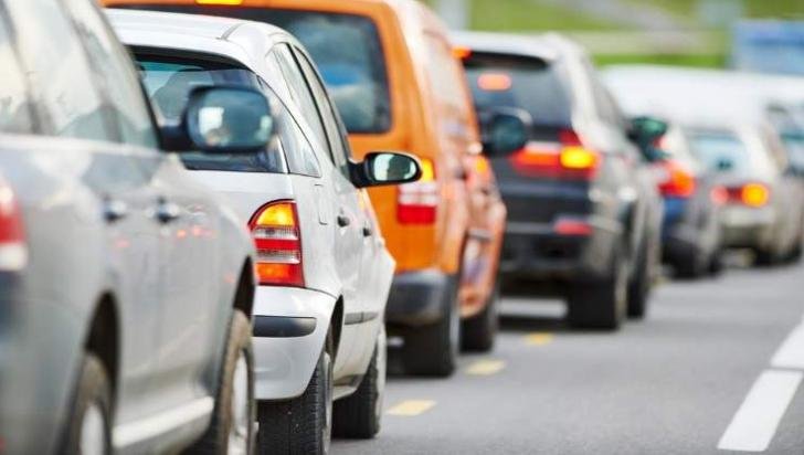 Planuri: Mașină nouă sau impozit mai mare