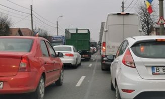 Clujul bară la bară pe Corneliu Coposu: Şoferi şi călători CTP, în pragul disperării, captivi în traficul oraşului