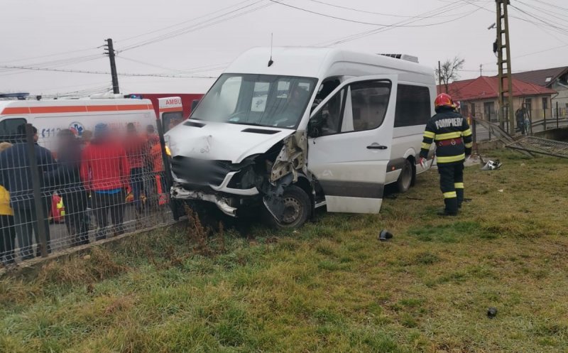 Accident bizar între Cluj și Gherla. Șoferul ar putea fi băut sau drogat