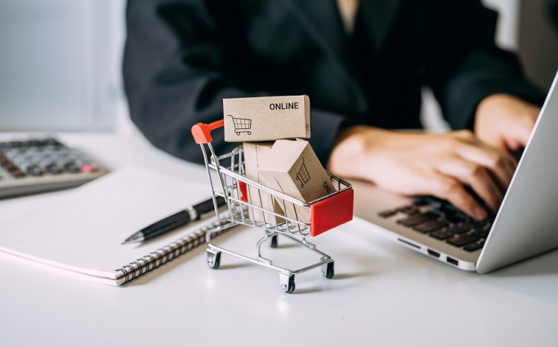Salariile din eCommerce pot depăşi 10.000 de lei net/lună. Cât se câștigă la Cluj