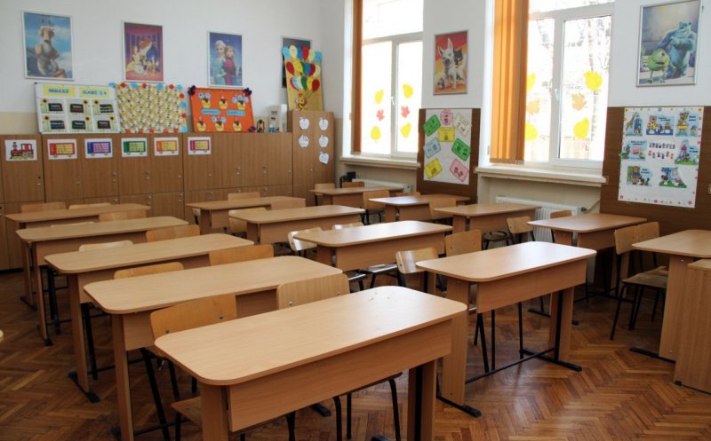 Școli Cluj: 77% personal angajat vaccinat, 32% elevi vaccinați