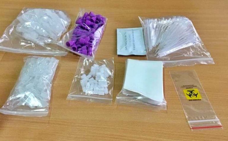 Sindicatele din învăţământ solicită blocarea distribuţiei testelor de salivă în şcoli: NU respectă nicio regulă de siguranţă sanitară