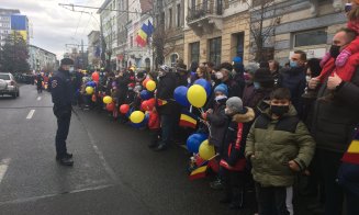 Mii de clujeni la parada de 1 Decembrie, deși abia am scăpat de valul 4 al pandemiei