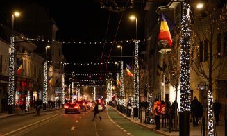S-au aprins luminițele festive la Cluj! Vezi cum arată orașul în haine de sărbătoare