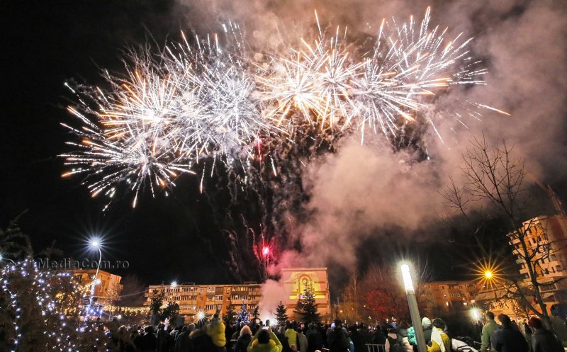 1 Decembrie a adus focuri de artificii și aprinderea iluminatului festiv la Turda